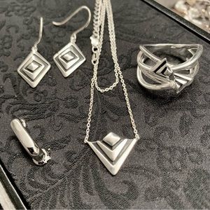 Retired Silpada Signature Arrow Collection Full Set, Size 8 Ring